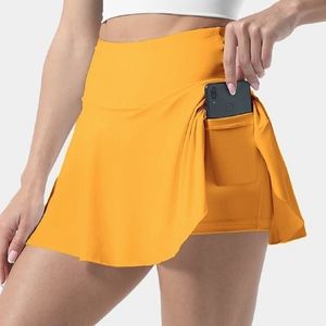Halara tennis skirt